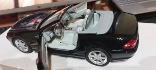 Mercedes-Benz SL 500 Norev 1:18