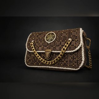 Bolso/riñonera de Crochet hecho a Mano Dorado