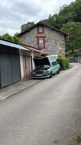 Mercedes-Benz Clase E 1984