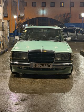 Mercedes-Benz Clase E 1984