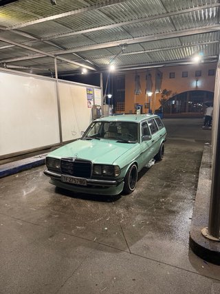 Mercedes-Benz Clase E 1984