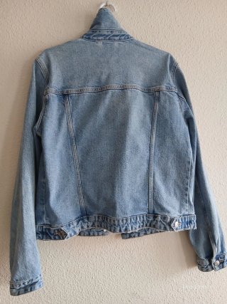 Chaqueta vaquera Zara bordada multicolor Talla L