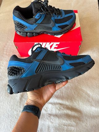 Nike Zoom Vomero 5 Zapatillas Negras y Azules