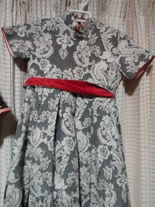 Lote 4 vestidos niña