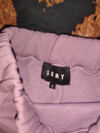 Falda deportiva rosa con letras GRMY t. S