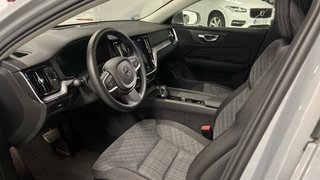 VOLVO V60 2.0 B4 P CORE AUTO 197 5P