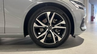 VOLVO V60 2.0 B4 P CORE AUTO 197 5P