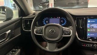 VOLVO V60 2.0 B4 P CORE AUTO 197 5P