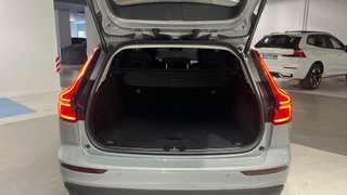 VOLVO V60 2.0 B4 P CORE AUTO 197 5P