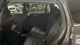 VOLVO V60 2.0 B4 P CORE AUTO 197 5P