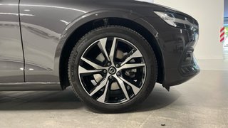 VOLVO V60 2.0 B4 P CORE AUTO 197 5P