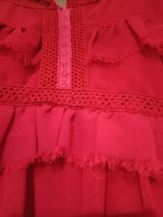 Vestido Largo Rojo De Gasa con Bordados y Tul