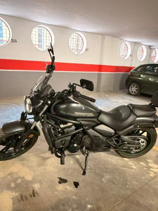 Kawasaki Vulcan S Negra