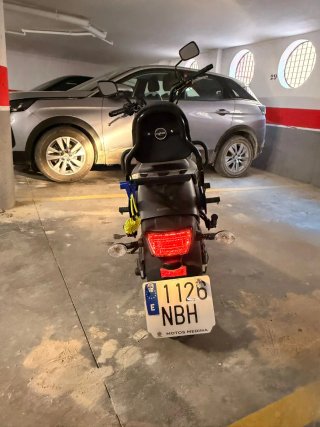 Kawasaki Vulcan S Negra