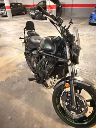 Kawasaki Vulcan S Negra