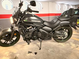 Kawasaki Vulcan S Negra