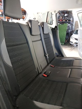 JUEGO ASIENTOS COMPLETO Peugeot 2008 (03.2013->)