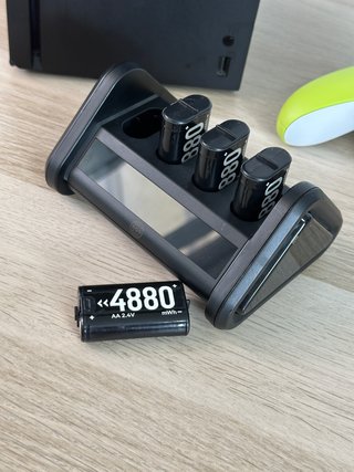 Xbox Series X + BASE DI CARICA