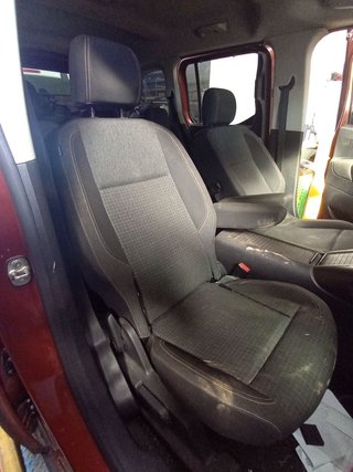 ASIENTO DELANTERO DERECHO Peugeot Rifter (06.2018->)