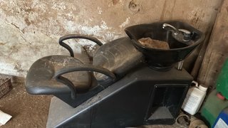 Sillon peluqueria con pila para lavar el pelo