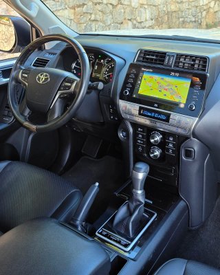 Toyota Land Cruiser 150 2022