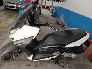 Wotam Storm Scooter 125cc blanc i negra