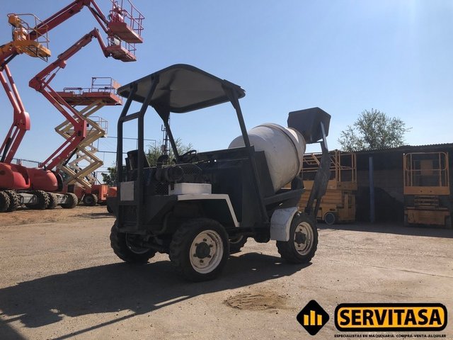 DUMPER HORMIGONERA PIQUERSA