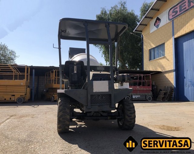DUMPER HORMIGONERA PIQUERSA