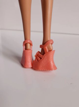 sandali Barbie con zeppa