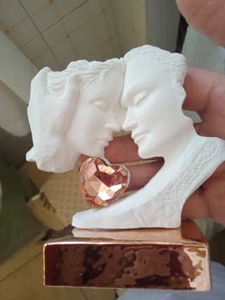 Scultura suppellettile, Claraluna,  Nuova,