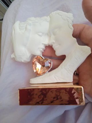 Scultura suppellettile, Claraluna,  Nuova,