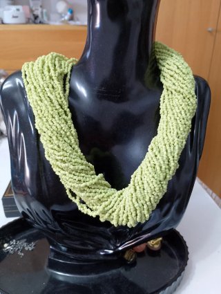 Collana vintage etnica verde