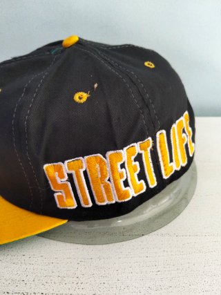 Gorra Street Negra y Amarilla