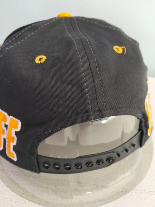 Gorra Street Negra y Amarilla
