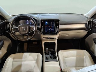 Volvo XC40 D3 Momentum Auto 110 kW (150 CV)