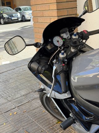 Yamaha R6 Sportbike Gris