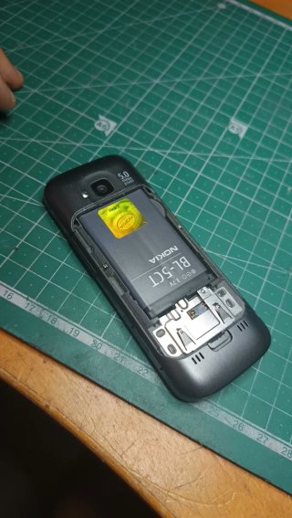 Nokia C5 - Nero/Argento