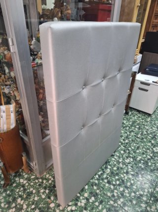 Cabecero 90cm polipiel plateado