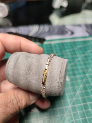 Reloj Bering Oro y Plata con Pulsera