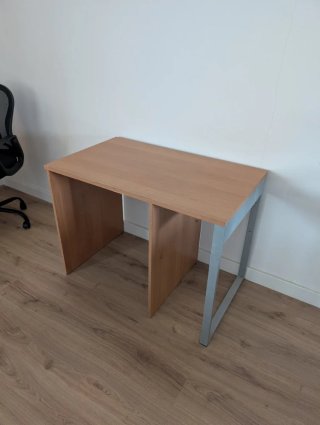 Mesa escritorio madera y metal