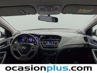 Hyundai i20 1.4 CRDI Essence 66 kW (90 CV)