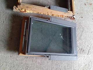 Claraboya Velux 70x47