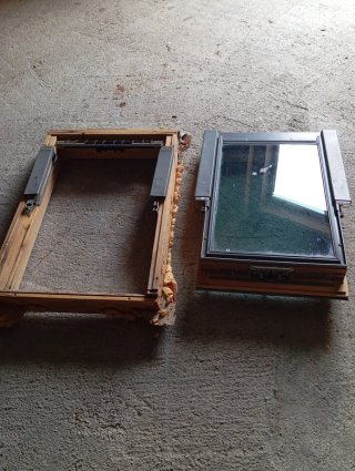 Claraboya Velux 70x47