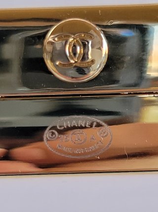 Pulsera Chanel Blanca y Dorada