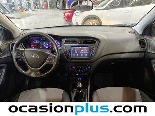 Hyundai i20 1.2 MPI Essence LE 55 kW (75 CV)
