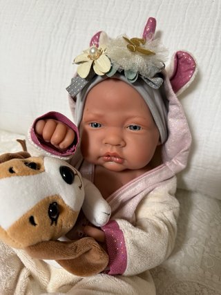 Muñeca Bebé con Peluche Perro