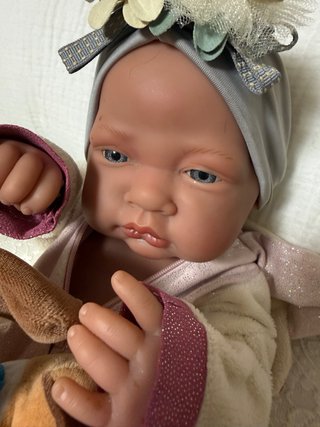 Muñeca Bebé con Peluche Perro