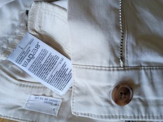 Bermuda Gap Beige Mujer