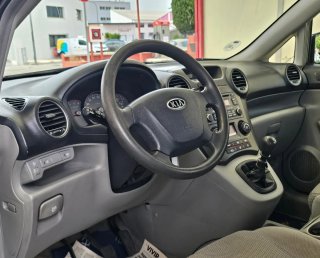 KIA Carens 2010