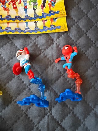 Figuras Superhéroes Kinder Sorpresa Marvel